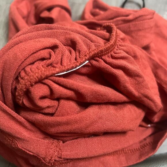 Forever 21 Ruched VNeck Long Sleeve Top Orange Size Small - Picture 4 of 4